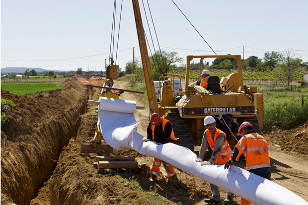 Pose de canalisations gaz haute pression - photo: Philippe Dureuil